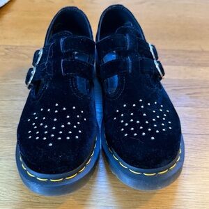 Dr. Martens Vegan 8065 velvet Mary Jane shoes - like new